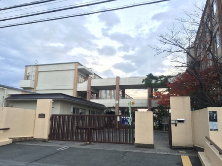 ���s�{���s�s������H���t�H�쒬�̒��È�ˌ��Ă̎��ӊ�