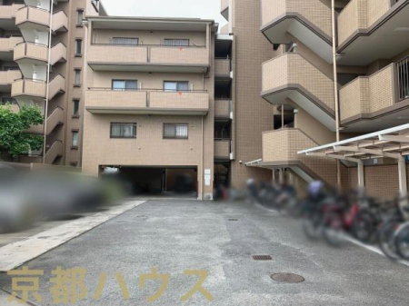 s{ss拍Pm 32̒Ã}V̉摜