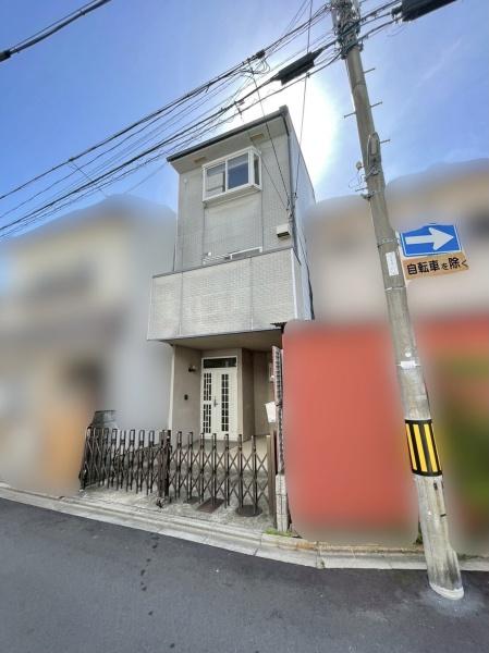 s{ss攪̒ÈˌẲ摜