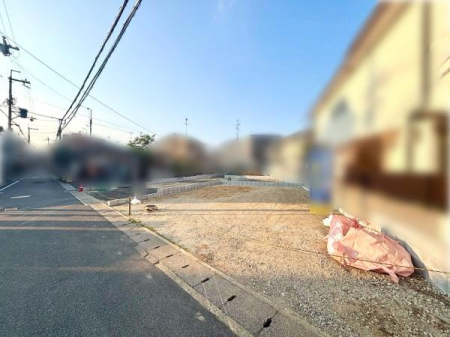 s{ssjrK̐VzˌĂ̑OʓH܂ތnʐ^