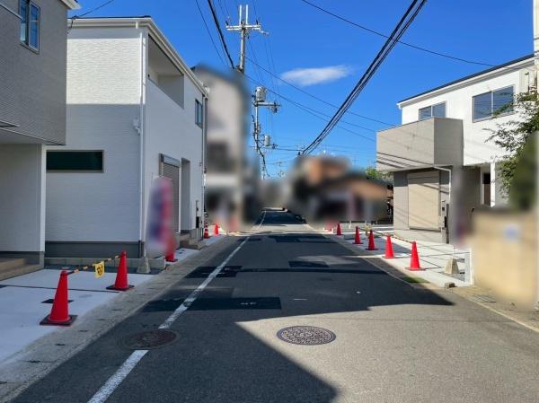 s{ssjrK̐VzˌĂ̑OʓH܂ތnʐ^