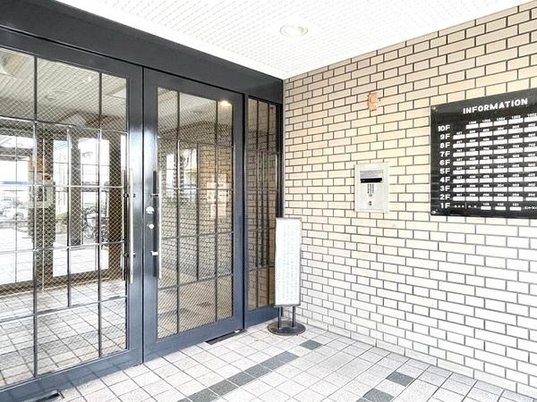 ���s�{���s�s���g�ˉ@���G�� 2-1�̒��Ã}���V�����̃G���g�����X