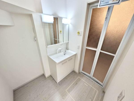 s{ss匴㗢̐VzˌĂ̐ʑEʏ