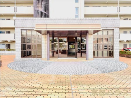 ���s�{���s�s���g�ˉ@���G�� 16-1�̒��Ã}���V�����̃G���g�����X