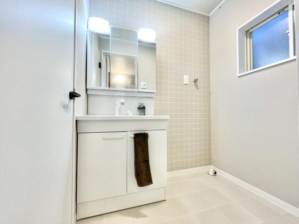 ���s�{���s�s��攪�������̒��È�ˌ��Ă̐��ʑ�E���ʏ�