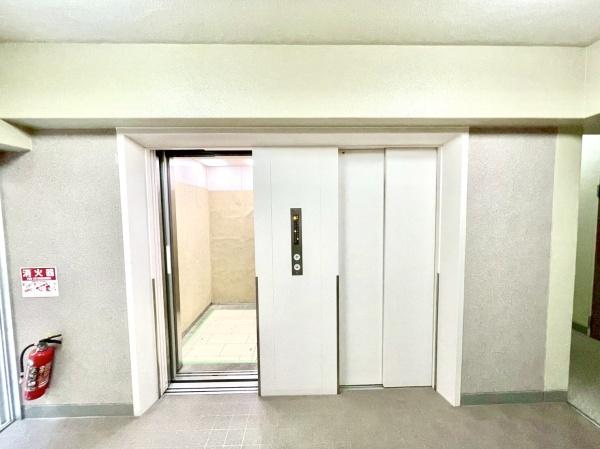 s{ssE~ÐKa 8̒Ã}V̂̑p