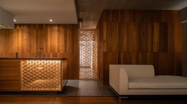 ���s�{���s�s�����搼���𔪔����̒��Ã}���V�����̃��r���O