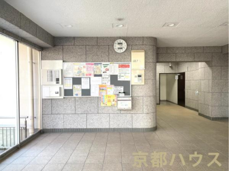 ���s�{���s�s���g�ˉ@�Ό����c�� 1-7�̒��Ã}���V�����̃G���g�����X