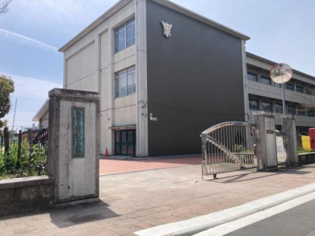 ���s�{���s�s�E����R�m���r�ؒ��̓y�n�̎��ӊ�