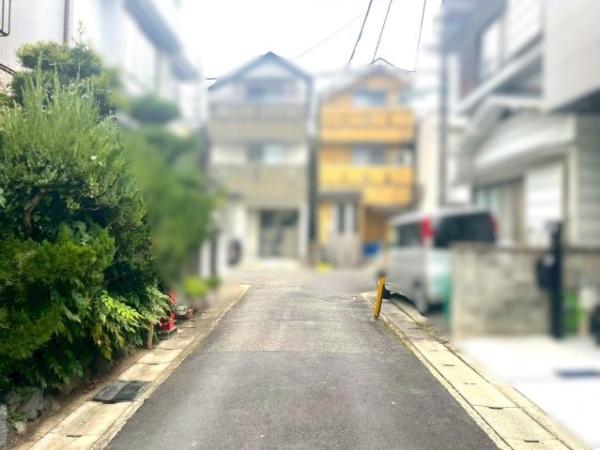 ���s�{���s�s�E���捵��b�˒��̓y�n�̑O�ʓ��H�܂ތ��n�ʐ^