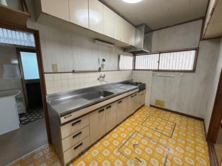 ���s�{���s�s�������}���V�ђ�1���ڂ̒��È�ˌ��ẴL�b�`��