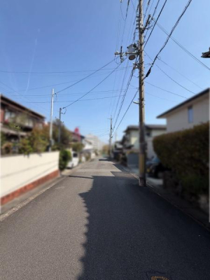 ���s�{���s�s�������}���V�ђ�1���ڂ̓y�n�̑O�ʓ��H�܂ތ��n�ʐ^