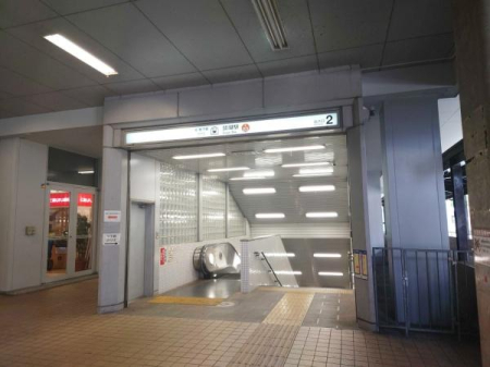 ���s�{���s�s�����揬�I�����P���� 30-2�̒��Ã}���V�����̎��ӊ�