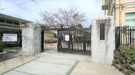 【中学校】京都市立蜂ケ岡中学校：751m