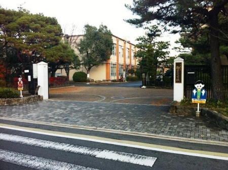 【小学校】京都市立御室小学校：950m