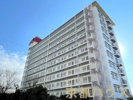 京都府京都市南区吉祥院石原長田町 1-8の中古マンションの現地外観写真