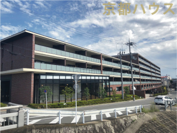 ���s�{���s�s�E���搼���ɒ牺��3-1�̒��Ã}���V�����̌��n�O�ώʐ^