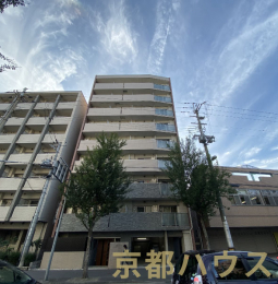 ���s�{���s�s�����掵���䏊�m���쒬82-2�̒��Ã}���V�����̌��n�O�ώʐ^