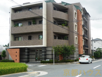 ���s�{���s�s�k����΍��䒬15�̒��Ã}���V�����̌��n�O�ώʐ^