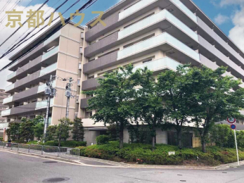 ���s�{���s�s�E���搼�@������14�̒��Ã}���V�����̌��n�O�ώʐ^