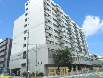 ���s�{���s�s�E���搼���ɔȏ���63�̒��Ã}���V�����̌��n�O�ώʐ^