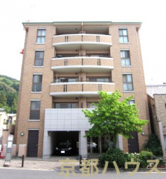 ���s�{���s�s���R�撆�V��1�̒��Ã}���V�����̌��n�O�ώʐ^