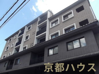 ���s�{���s�s���R��ʐ���77�̒��Ã}���V�����̌��n�O�ώʐ^