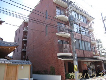 ���s�{���s�s���R�揬����4�̒��Ã}���V�����̌��n�O�ώʐ^