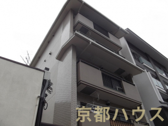 ���s�{���s�s���R�擌��225�̒��Ã}���V�����̌��n�O�ώʐ^