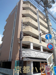 ���s�{���s�s���R��܏�����2�̒��Ã}���V�����̌��n�O�ώʐ^