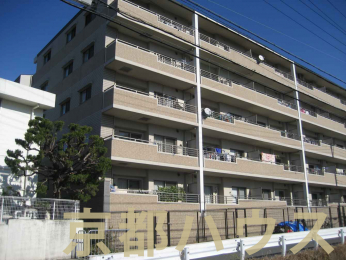 ���s�{���s�s�R�ȋ��˖k�a��37�̒��Ã}���V�����̌��n�O�ώʐ^