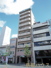 ���s�{���s�s������p���X�O��5-8�̒��Ã}���V�����̌��n�O�ώʐ^