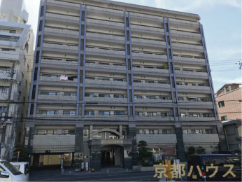 ���s�{���s�s������ۉ���326�̒��Ã}���V�����̌��n�O�ώʐ^