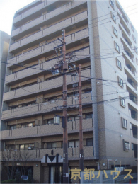 ���s�{���s�s������ߒI��50�̒��Ã}���V�����̌��n�O�ώʐ^