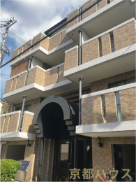 ���s�{���s�s������o���F��318�̒��Ã}���V�����̌��n�O�ώʐ^