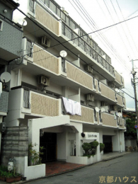 ���s�{���s�s�����操�R������4�̒��Ã}���V�����̌��n�O�ώʐ^