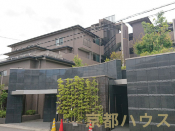 ���s�{���s�s������j��F��147�̒��Ã}���V�����̌��n�O�ώʐ^