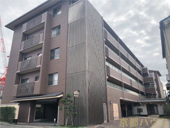 ���s�{���s�s������[�����o��1�̒��Ã}���V�����̌��n�O�ώʐ^